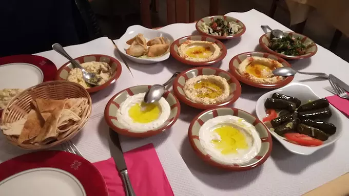 Mezzé Libanais au choix avec Mont Liban