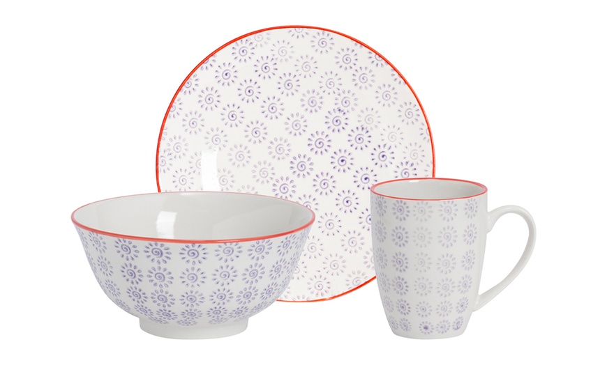 Image 2: Nicola Spring 8 Piece Crockery Set