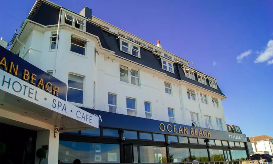 Bournemouth: One or Two Nights w/ Breakfast, 25-Min Treatment & Dinner