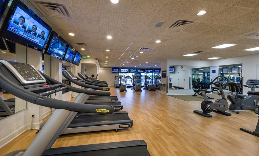 Image 20: Splash into adventure with waterpark fun for all ages!