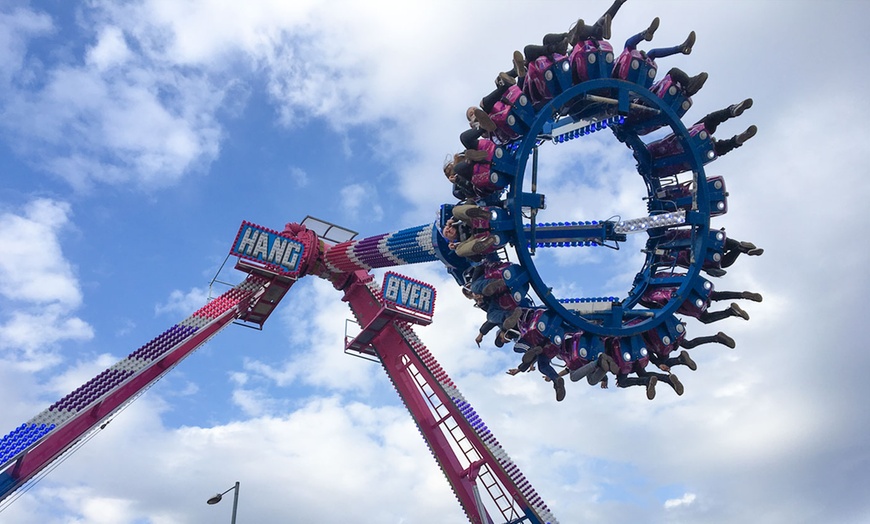 Image 1: Three-Hour Funfair Entry