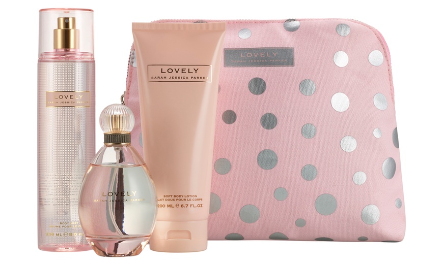 Image 2: Sarah Jessica Parker Lovely Eau de Parfum Set