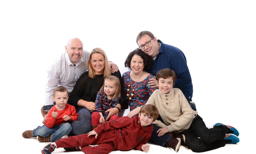 Image 4: Family Photoshoot, Pollokshields