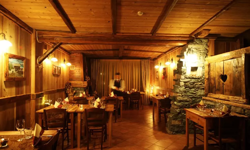 Image 7: Valle d'Aosta: camera Standard, colazione + cena e ingresso Spa