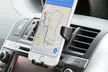 Support de smartphone pour voiture, d'adapte à tous les smartphone, fermeture automatique, livraison offerte - Second Medium