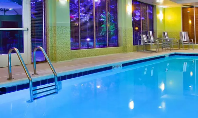 Stay at Holiday Inn Richmond Airport in Sandston, VA. Dates into February. - Second Medium