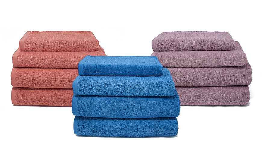 Image 1: Set of 5 Italy-Made Bath Towels