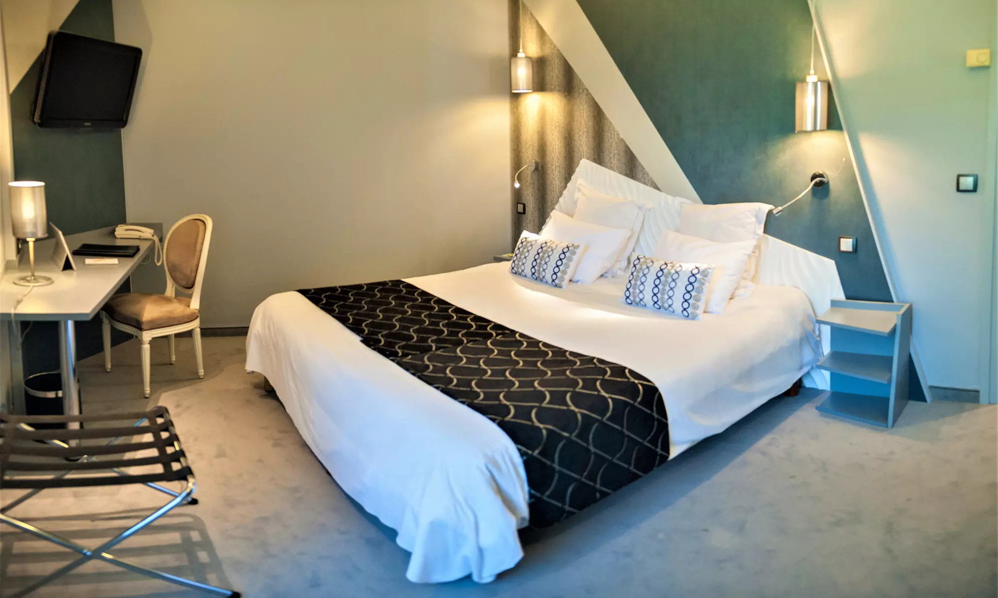 Normandie : chambre double Céleste et petit-déjeuner