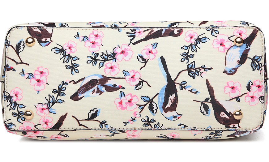 Image 3: Matte Bird Print Tote Handbag