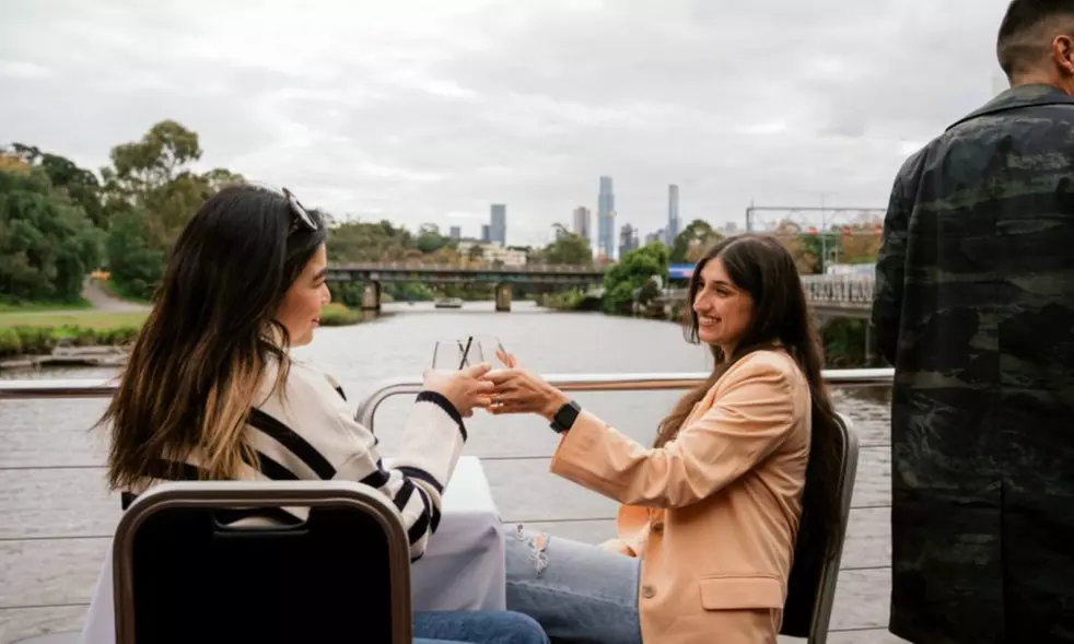 2-Hour Friday Lunch Cruise: Three-Course Banquet Lunch Meal and Drinks