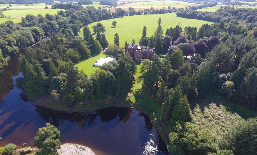 Image 4: Dumfriesshire: Double Room with Breakfast