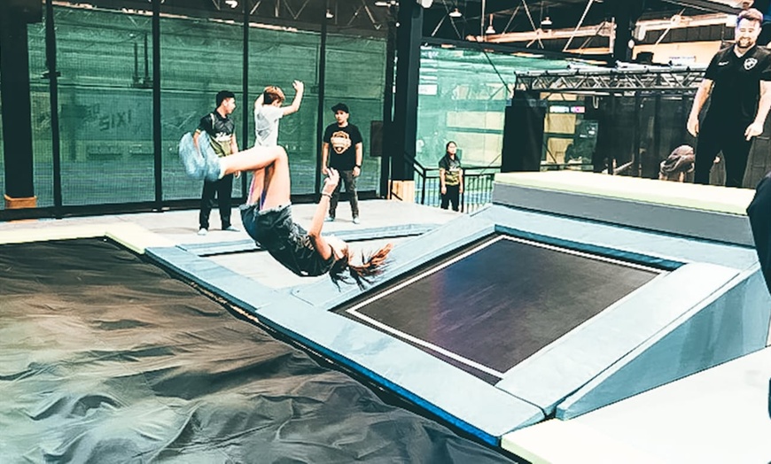 Image 3: 60-Minute Trampoline Access at Velocity