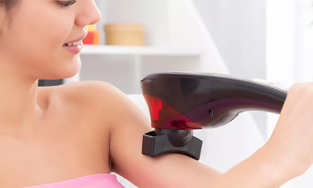 Elektrisch handmassage-apparaat van het merk Innovagoods