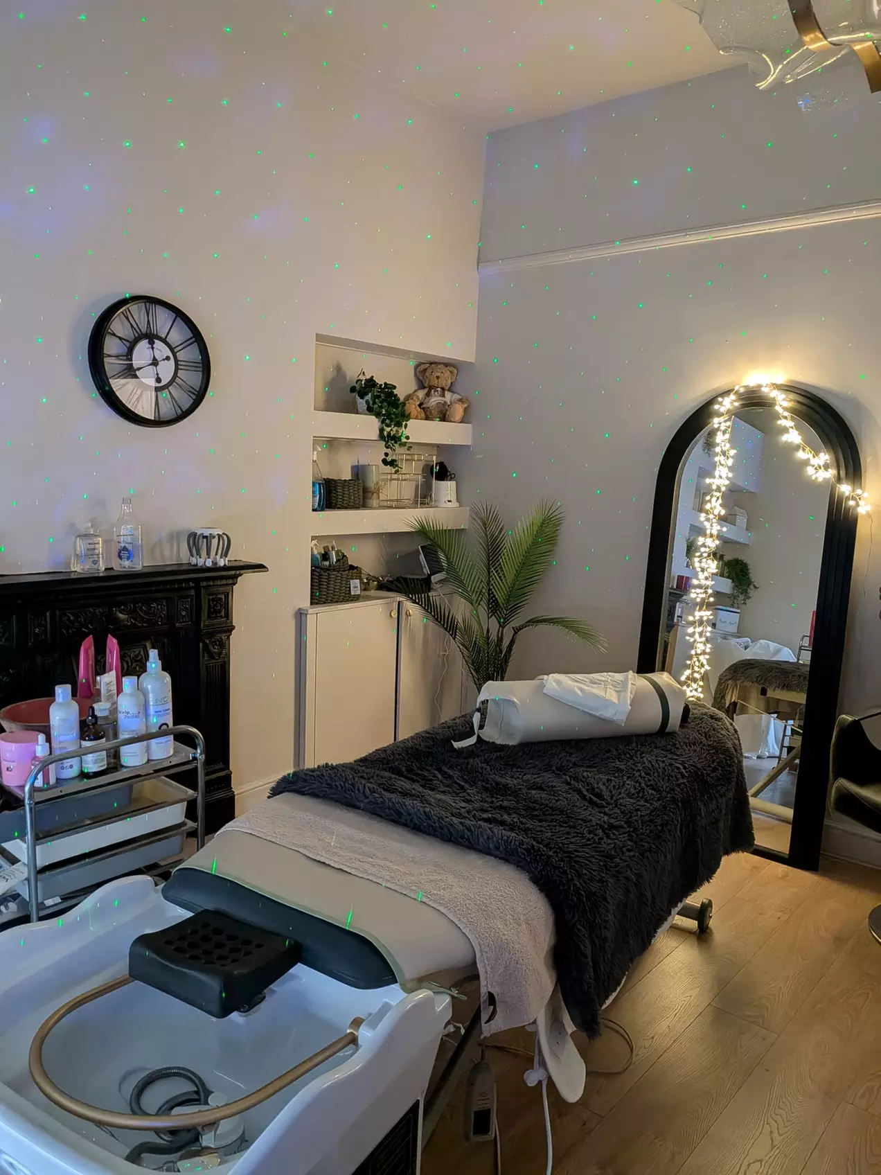 Get 45- or 60-Min Japanese Head Spa & Facial, or 60/90-Min Head Spa