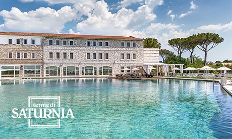 Ingresso giornaliero alle Terme di Saturnia con opzioni lunch o massaggio (sconto fino a 37%)
