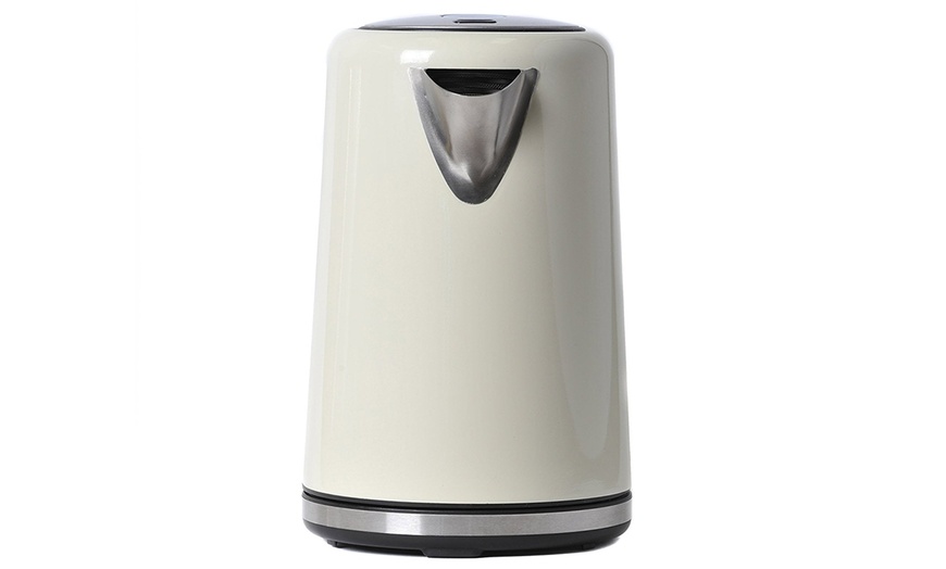 Image 10: Brabantia Kettle and Toaster