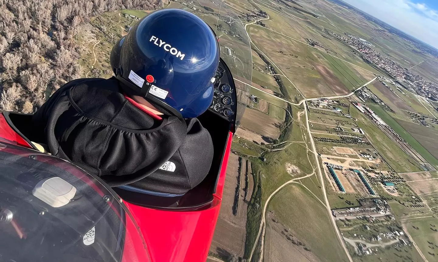 Bautismo de vuelo en autogiro de 15 o 30 minutos para 1 o 2 personas