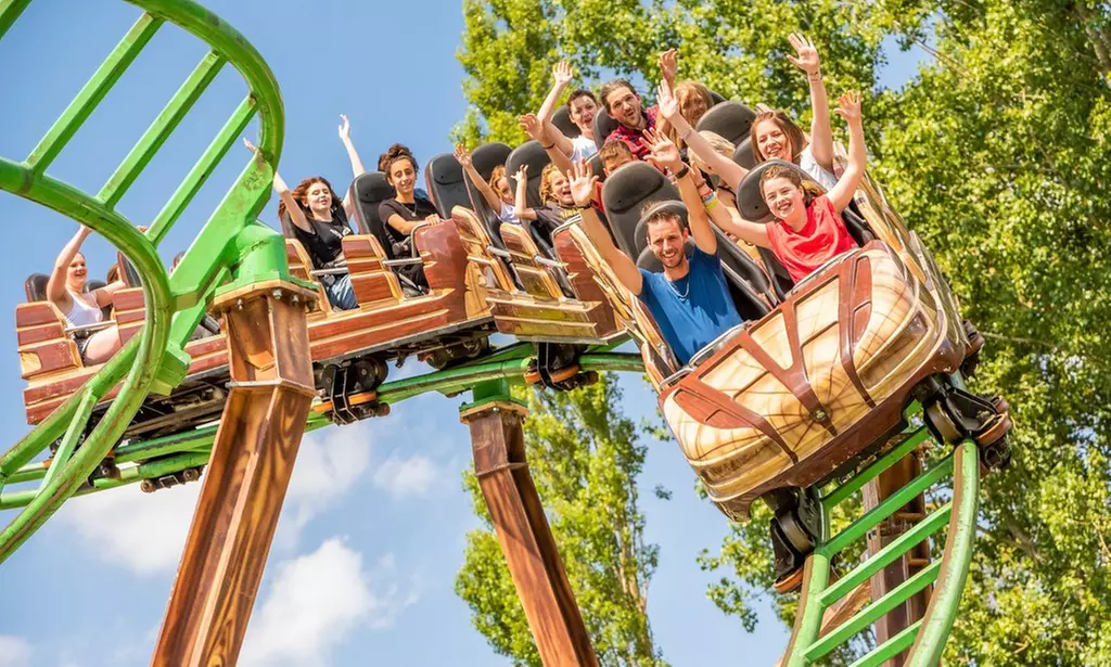 Pack duo avec 2 entrées ou pack famille avec 4 entrées au parc Fleury (gratuit pour les enfants moins de 90 cm) - Primary Image