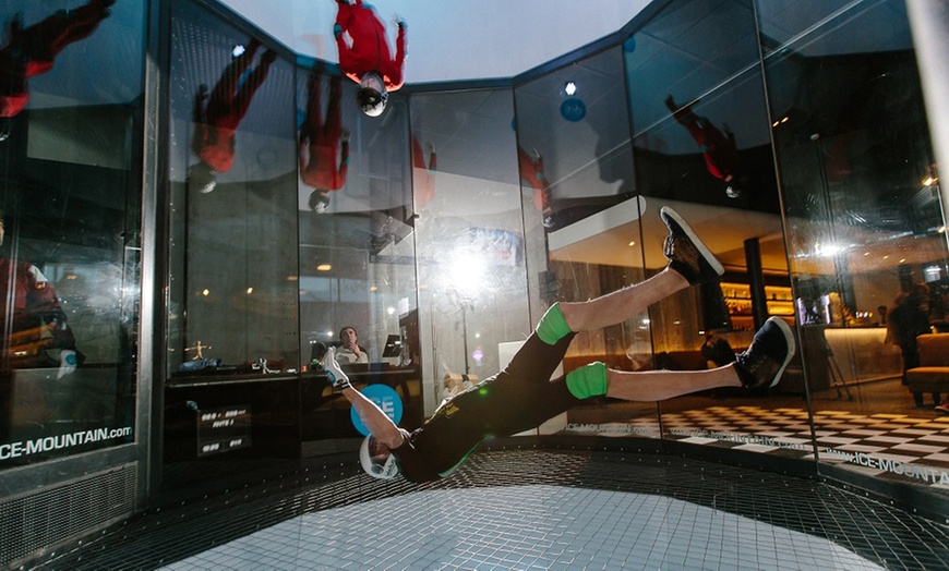 Image 6: Simulateur de chute libre 'Indoor Skydiving'