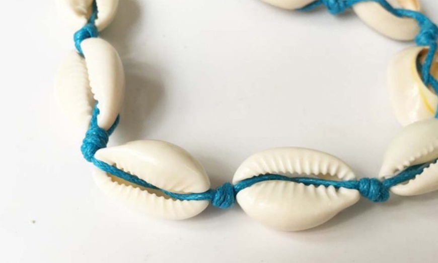 Image 4: Shell and Braided Anklet Set