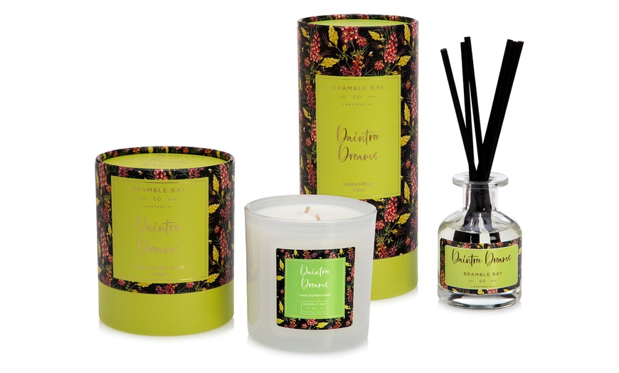 Image 4: Botanical Scented Candle 400g and Diffuser 150ml Set