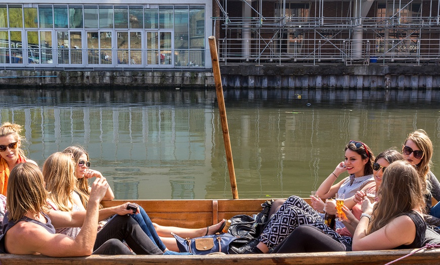 Image 2: Music Boat Tour, Child (£6.95), Adult (£12.85)