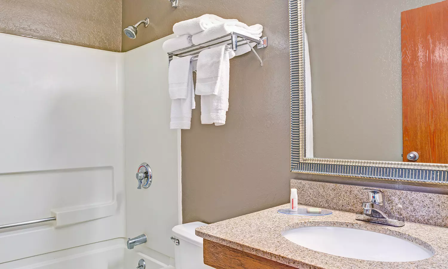 Stay at Rodeway Inn Freeport, ME, with Dates into August - Second Medium