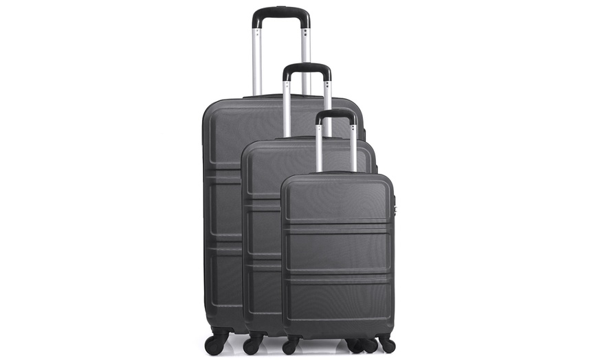 Image 11: Trolley Suitcase Set 