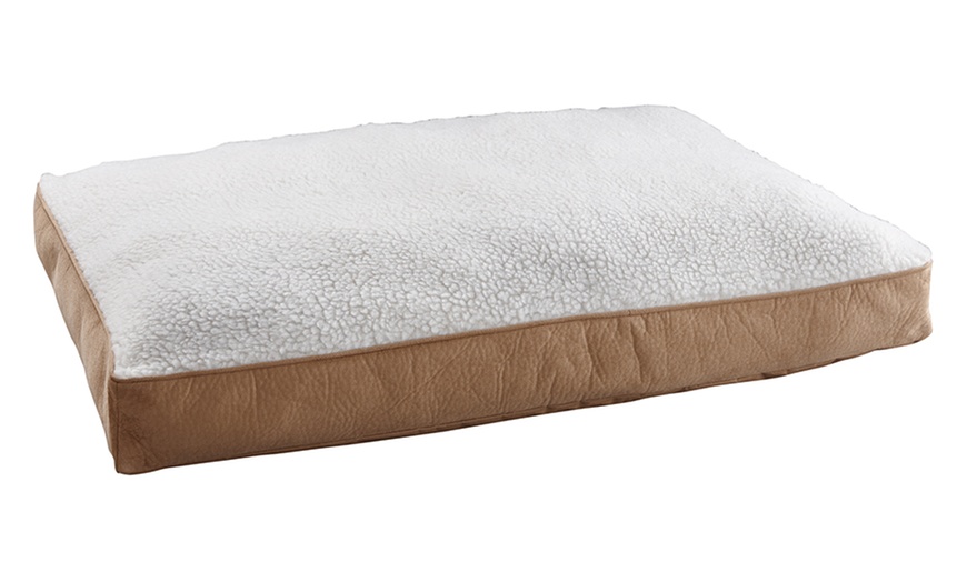 Animal Planet Sherpa Pet Bed | Groupon Goods