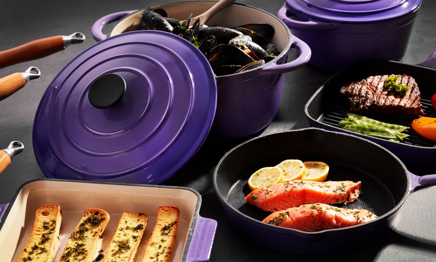 Image 24: Cooks Professional Cast Iron Set