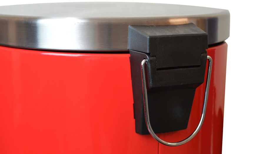 Image 17: Kitchen Pedal Bin