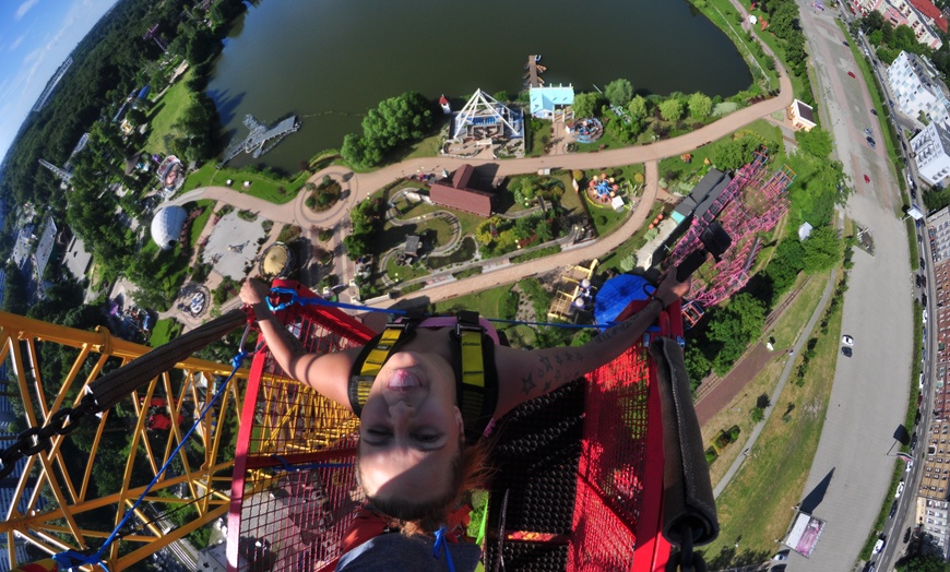 Image 1: Skok na bungee dla 1 osoby lub w tandemie z filmem i zdjęciami 