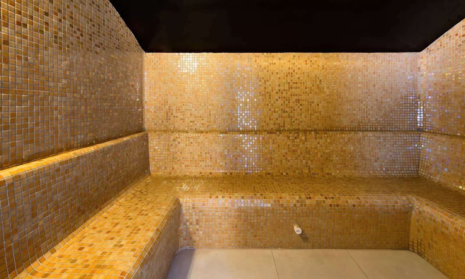 Adéntrate en el bienestar: circuito termal completo de 90 minutos para 1 o 2 con té, ahorra hasta un 23% - Second Medium