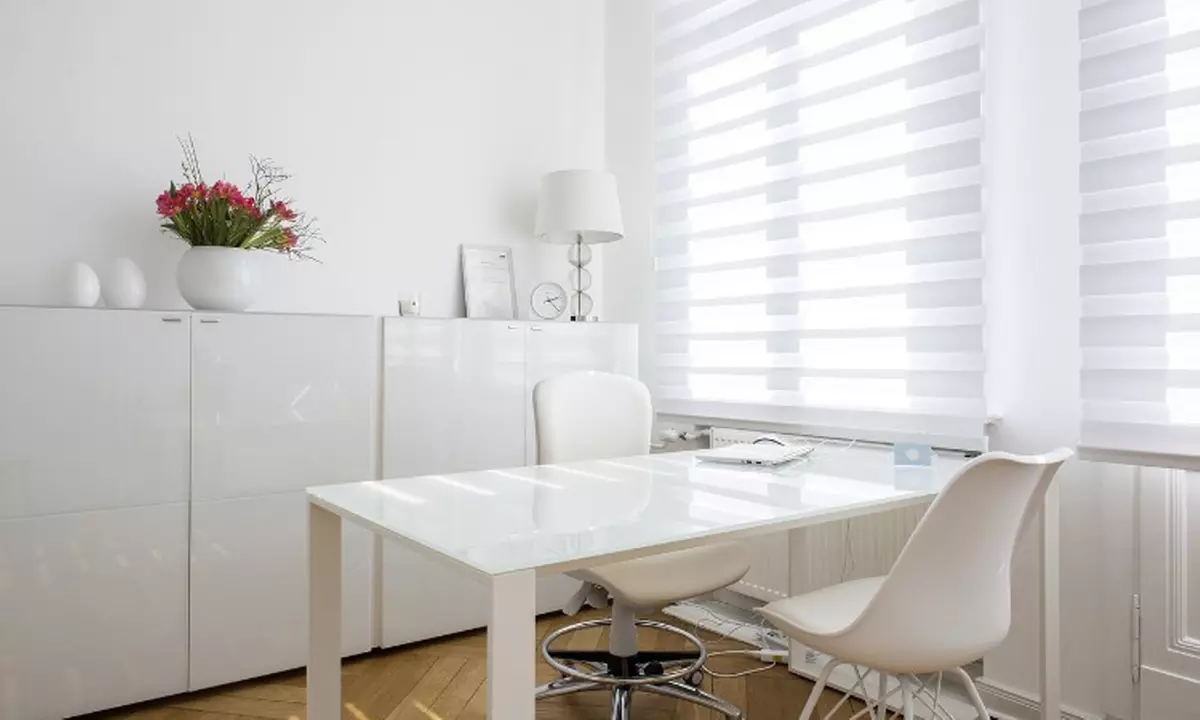 Injektionslipolyse an bis zu 3 Zonen: Reduziere Fettpolster effektiv