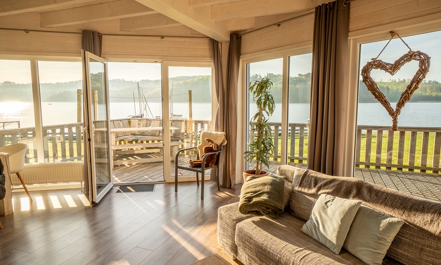 Image 2: Sauerland: 4 Nächte im Ferienhaus + Endreinigung & Panorama-Sauna