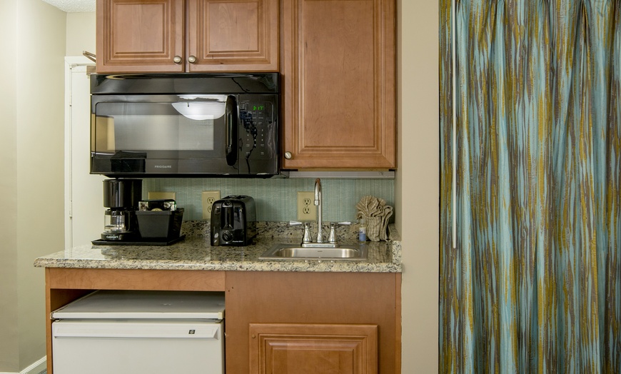 Image 6: The Strand: Oceanfront Views & Family Fun!