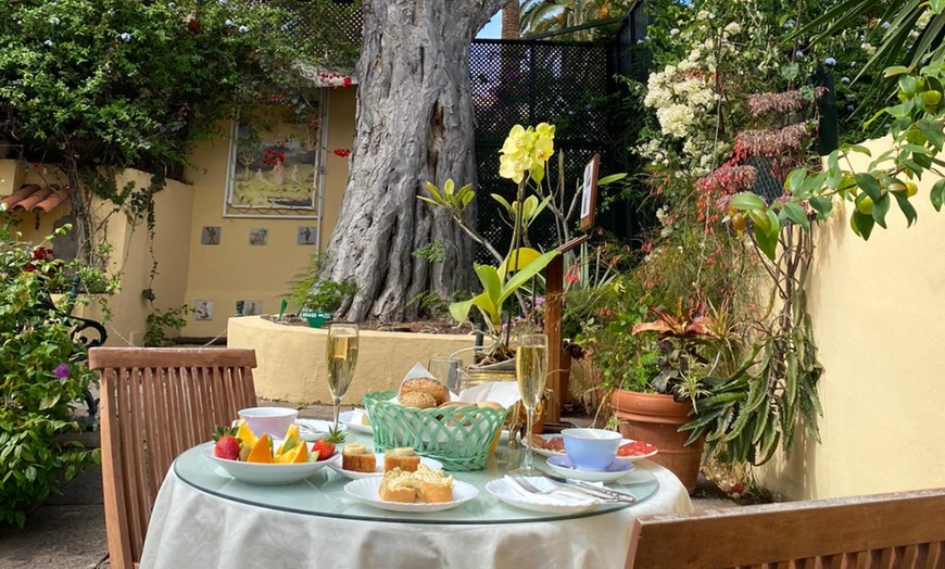 Image 16: Entrada al orquidario y brunch en Café Orquidea