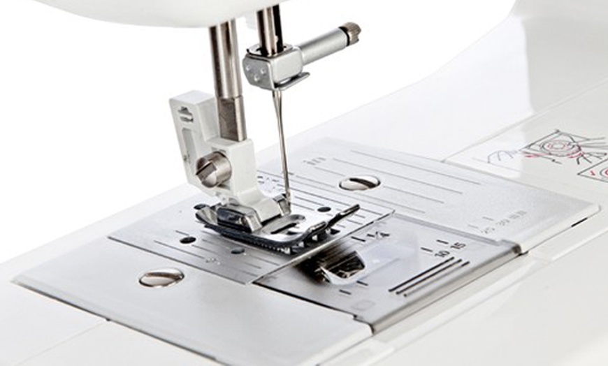 Image 4: Brother L14 Sewing Machine