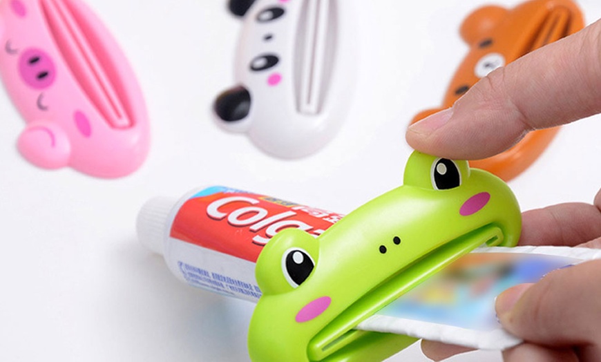 Image 1: One, Two or Four Animal-Shaped Toothpaste Tube Presses