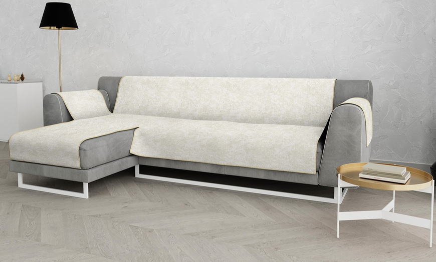 Image 3: Rutschfester Bezug für Sofa mit Chai­se­longue