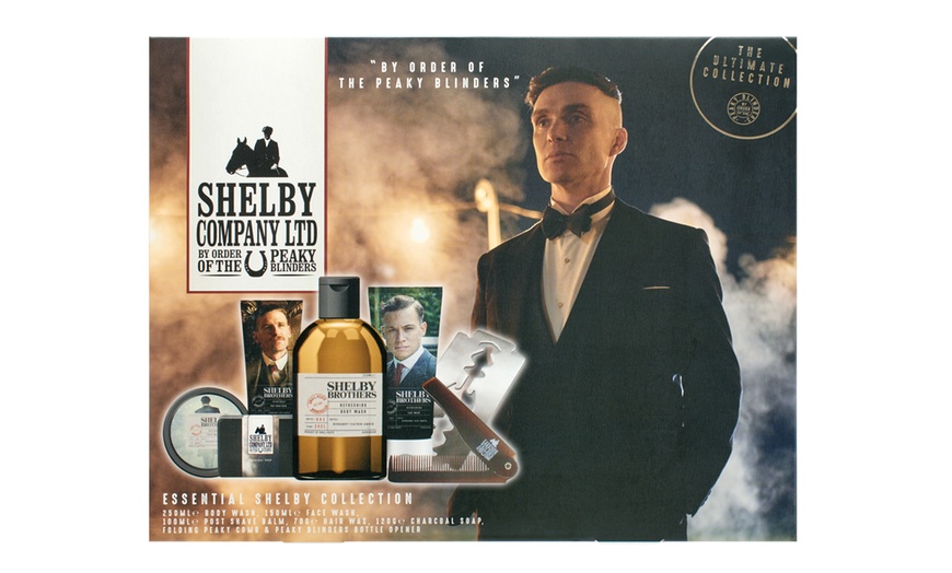 Image 15: Peaky Blinders-Themed Gift Set