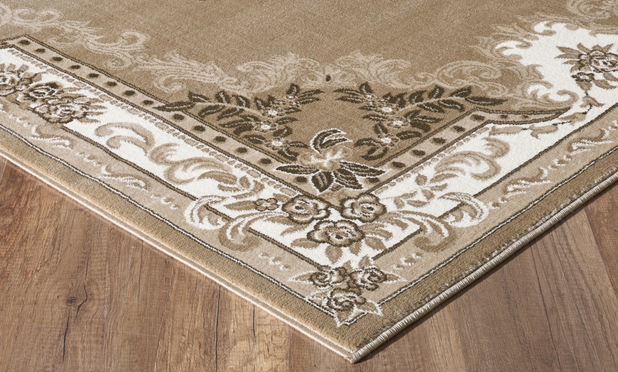 Image 9: Oriental-Style Rug