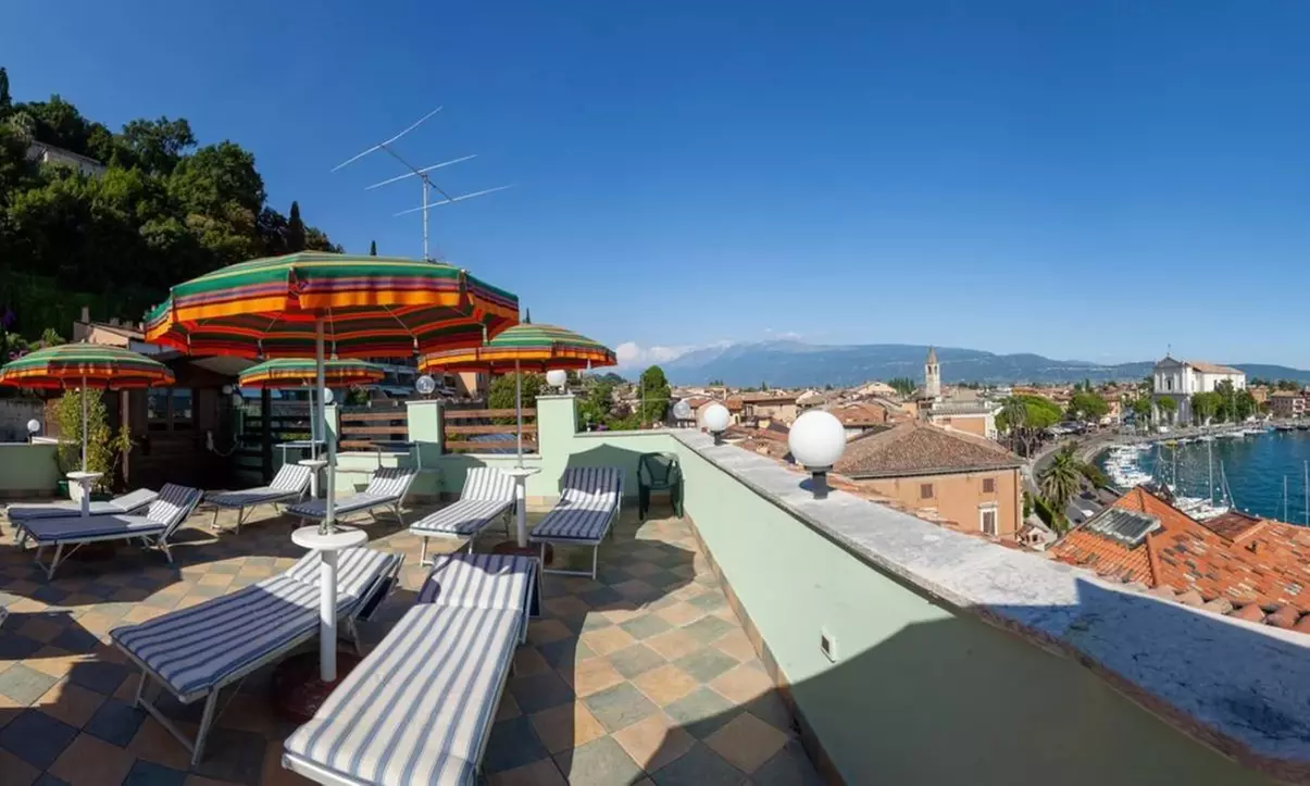 Lago di Garda: soggiorno con colazione o mezza pensione e Spa