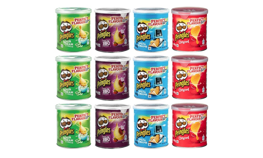 Image 6: 12- or 24-Day Pringles Advent Calendar