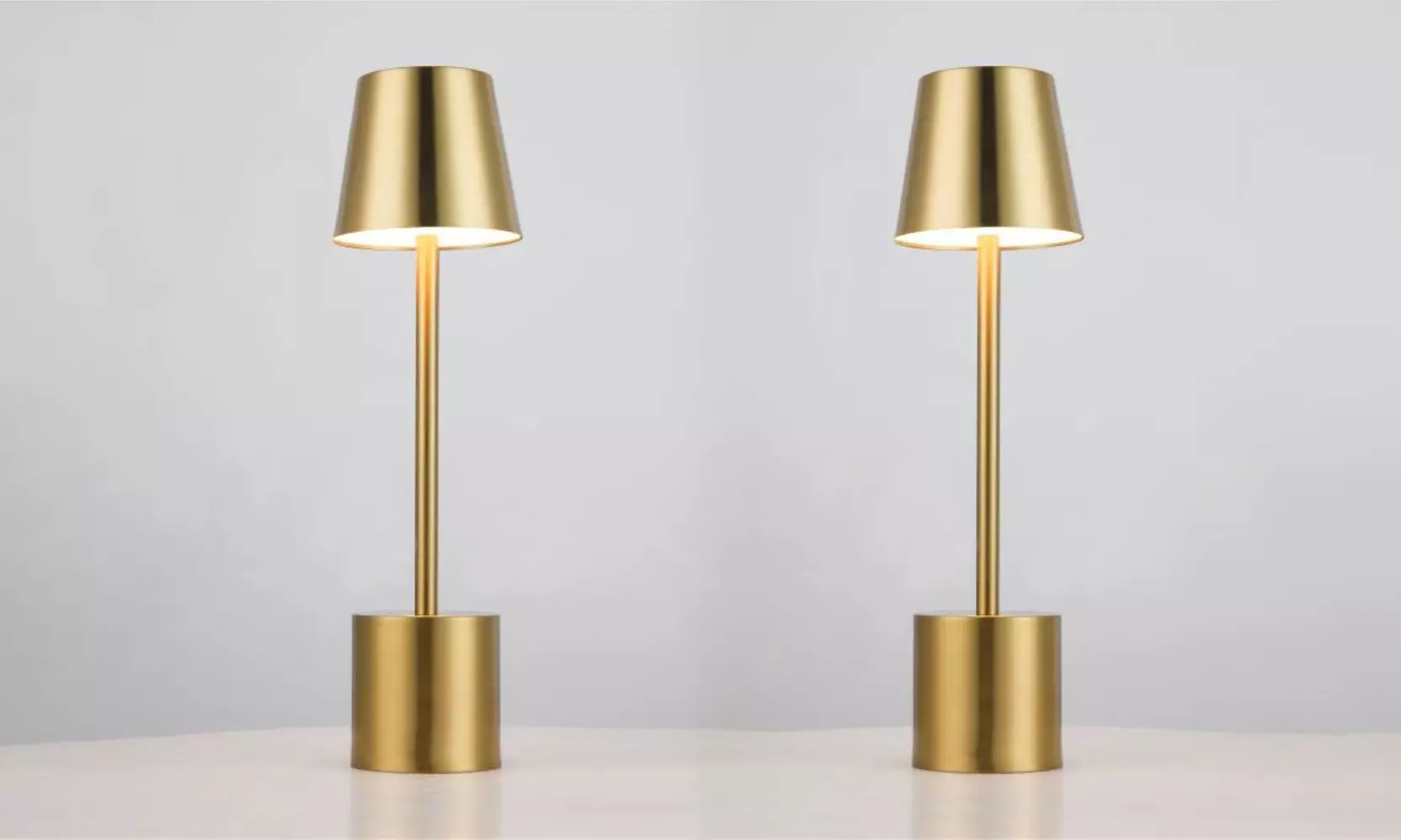 Set con 2 lampade a LED ricaricabili da scrivania Pyramidea