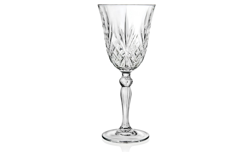 Image 10: RCR Melodia Crystal Glassware Set