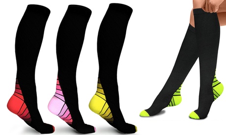 Fino a 3 paia di calze a compressione unisex, disponibili in 3 colori e 4 taglie