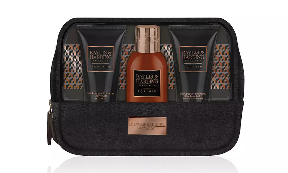 Coffret de bain à poivre noir et au ginseng pour hommes de la marque Bayliss & Harding avec ou sans trousse - Primary Image
