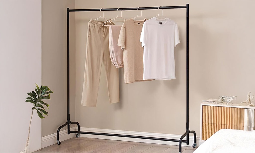 Image 7: 4ft/5ft/6ft Heavy Duty Metal Clothes Rail