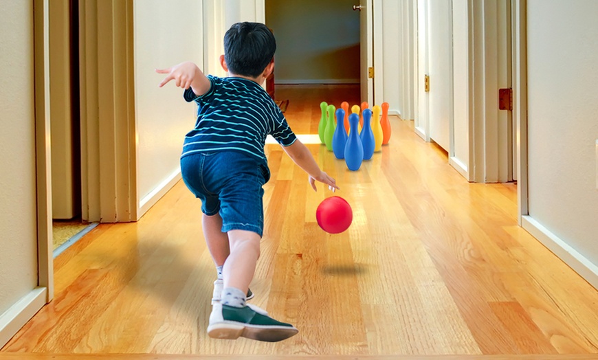 Image 2: Set de bolos para niños